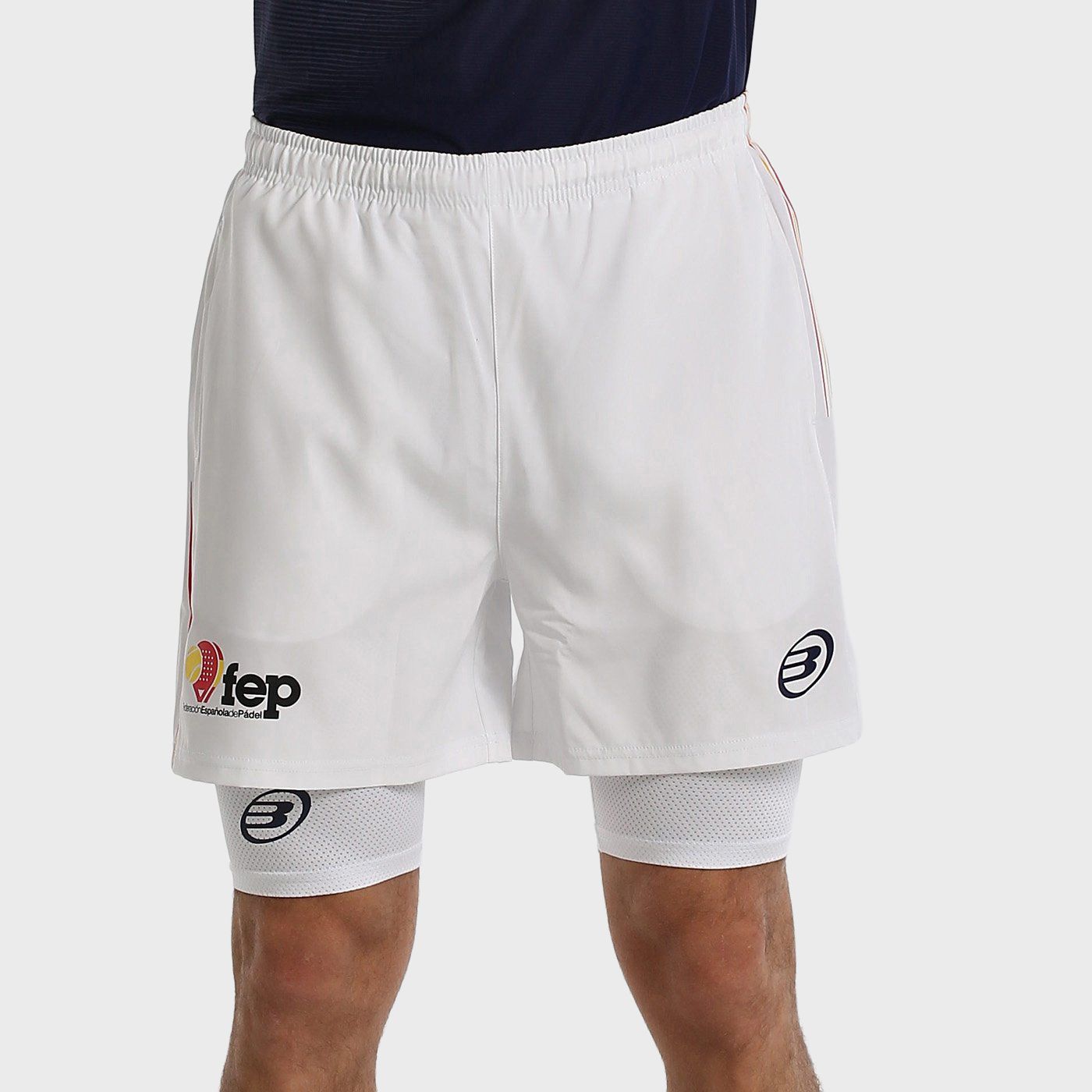 tienda de padel Madrid, tienda de padel online, tienda de padel españa, tienda de padel en linea, SHORT BULLPADEL FRAGOSA BLANCO