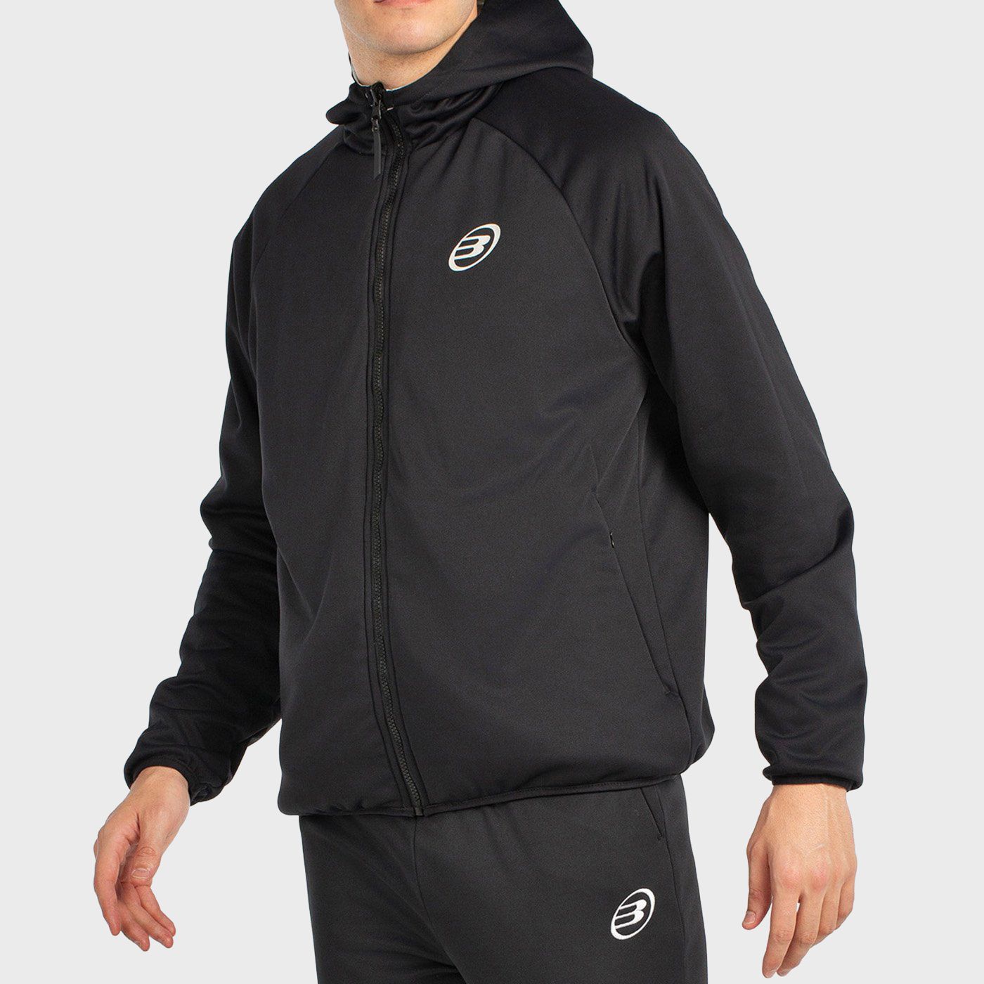 tienda de padel Madrid, tienda de padel online, tienda de padel españa, tienda de padel en linea, CHAQUETA BULLPADEL BUCES NEGRO