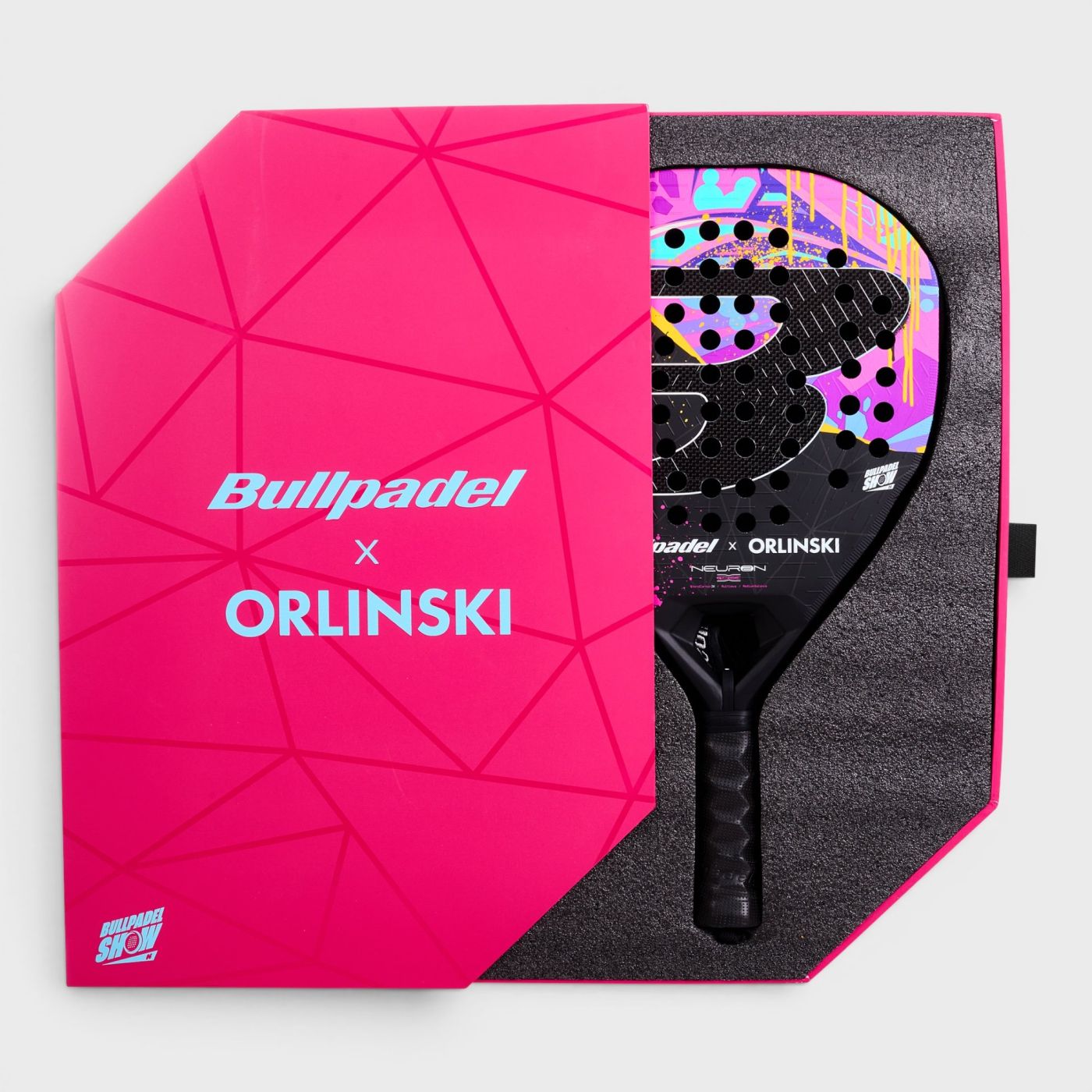 RAQUETTE BULLPADEL NEURON 02 EDGE BULLPADELSHOW 06 x ORLINSKI